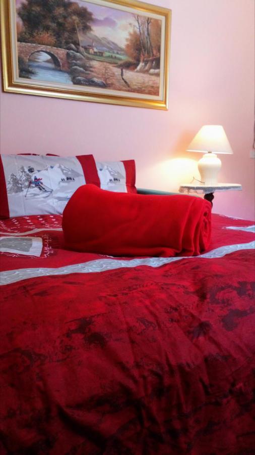 Giomein Sporting Red House Breuil-Cervinia Eksteriør bilde